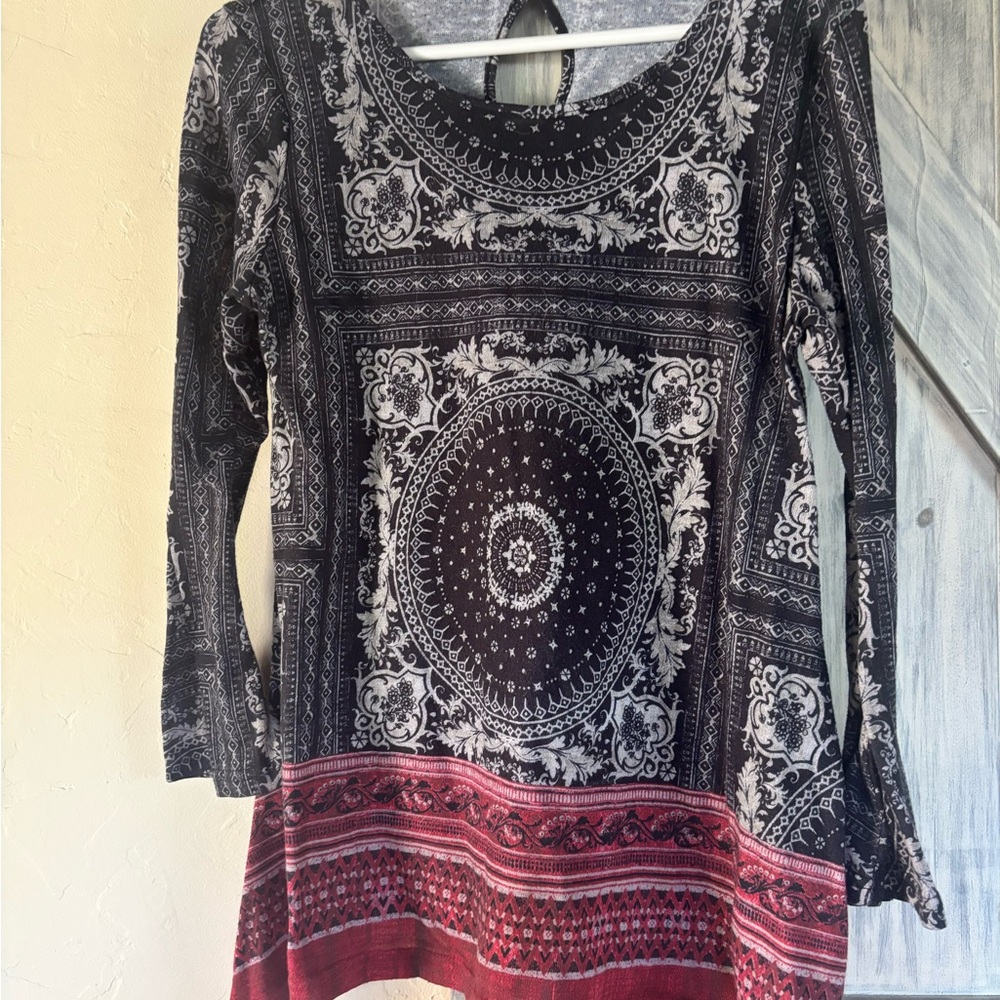 Navy and Red Patterned Women's Top